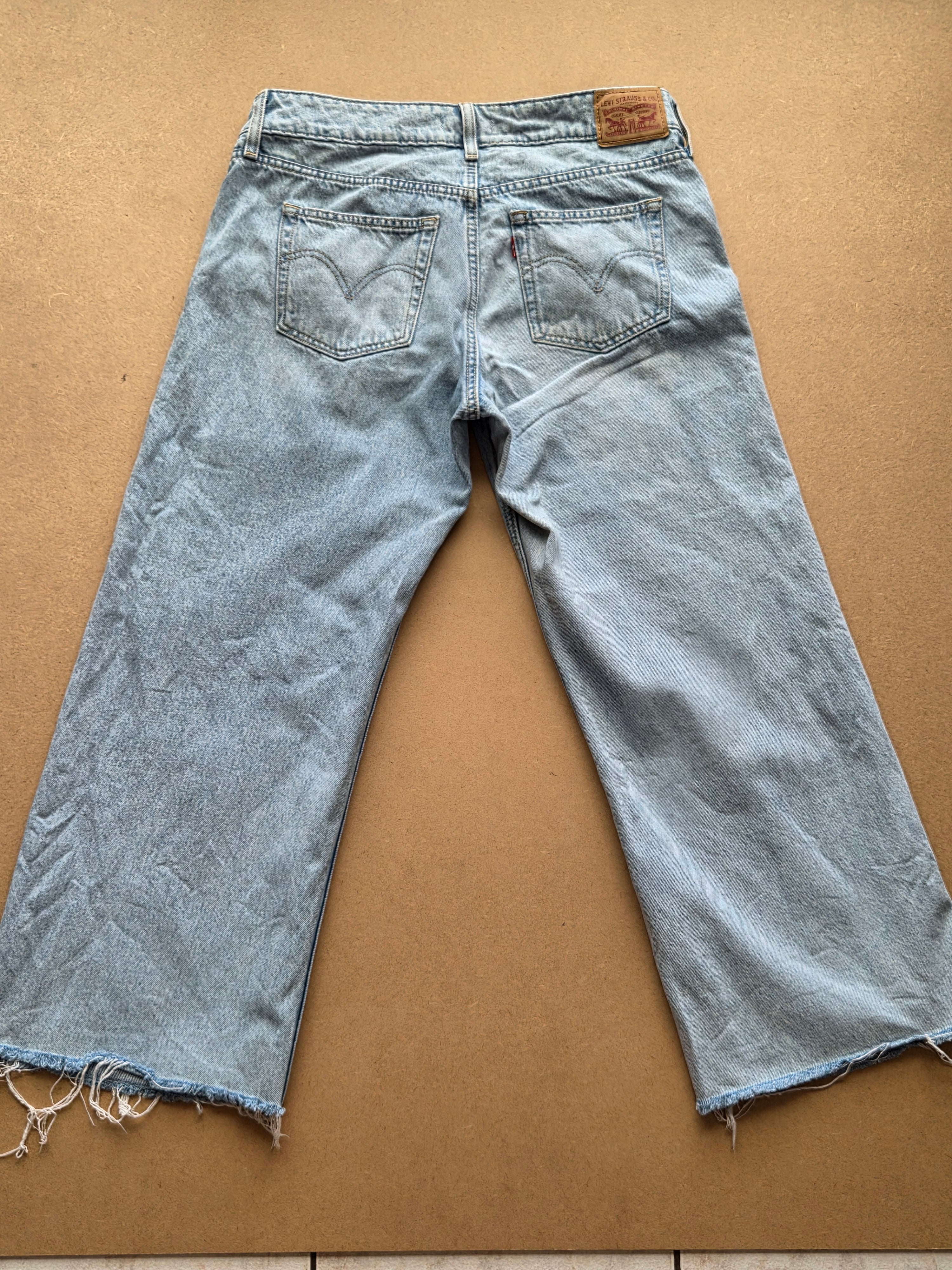 Jean Levi's Superlow Vintage Bleu Clair – Coupe Large Wide Leg (Bas Effilochés) Taille 44 FR