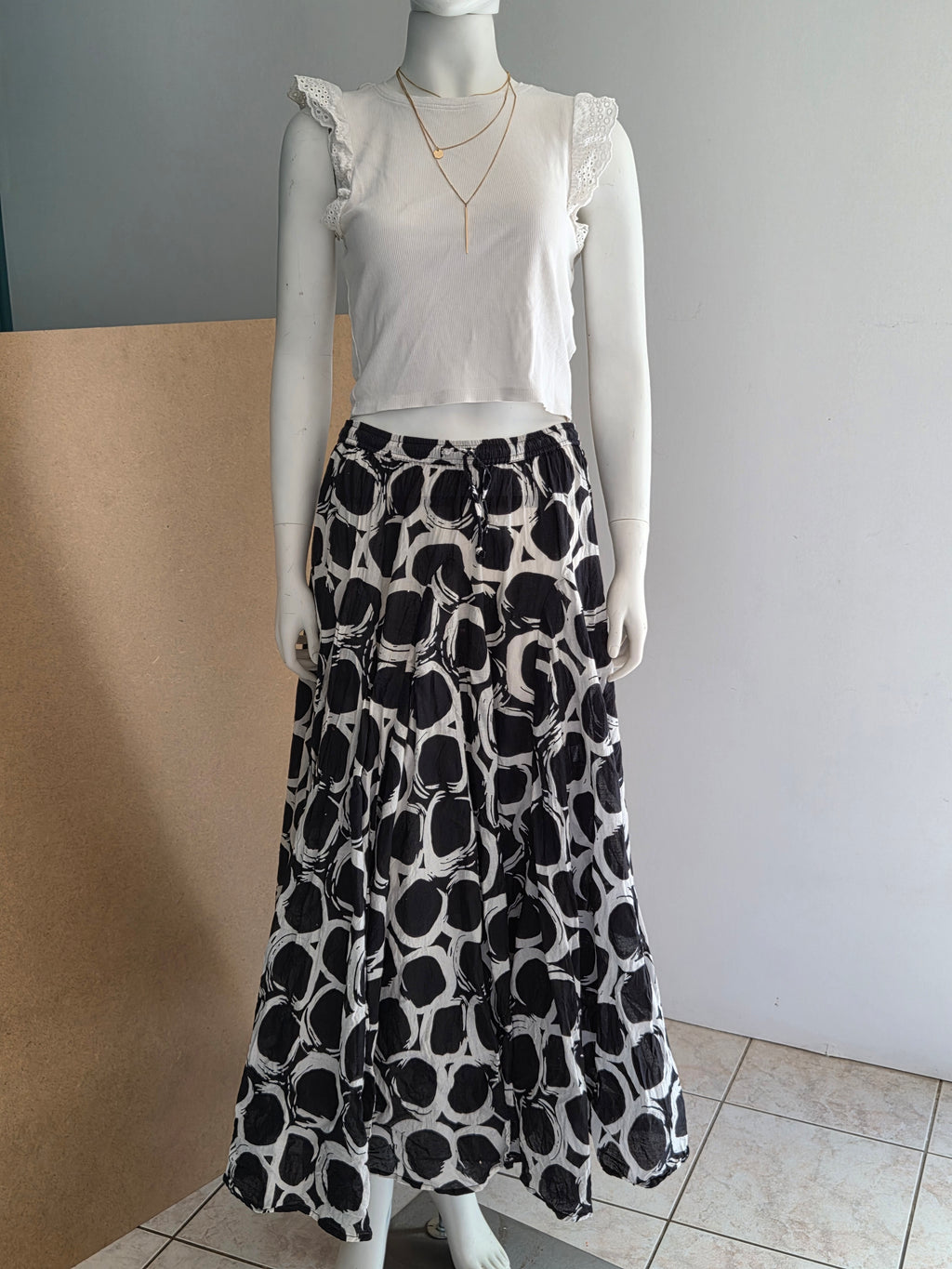 Jupe maxi Grace Elements – vue mannequin de face
