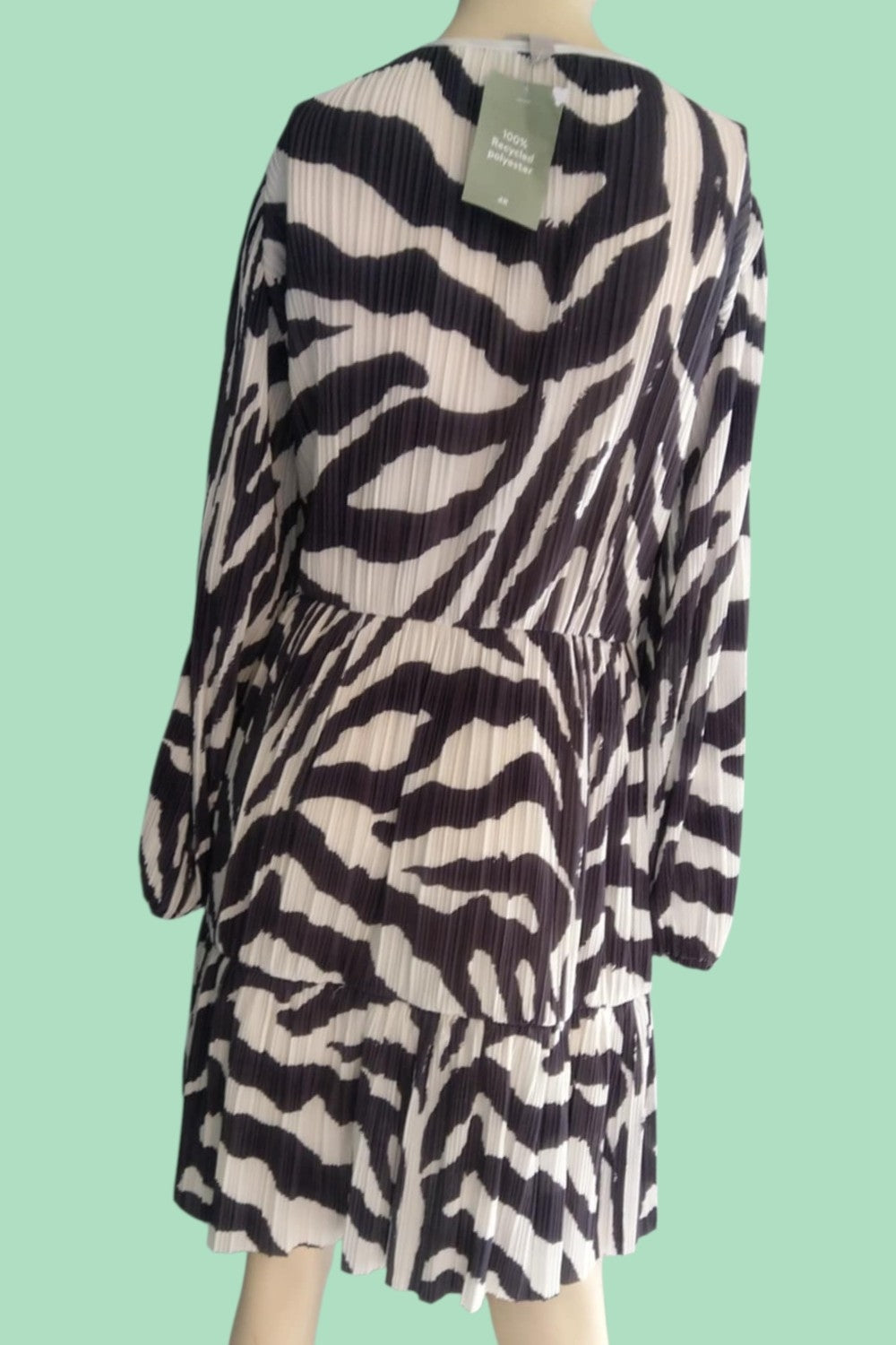 Robe H&M Zébrée Noir & Blanc — Col V Plongeant Manches Bouffantes — L — Neuve avec étiquette